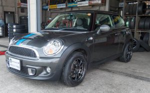 MINIクーパーSにおすすめ！アドバンレーシングRZとブルーアースAを装着しました[195/55R16]