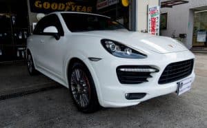 ポルシェカイエンにおすすめ！ミシュラン ラティチュード スポーツ スリーを装着しました[275/45R20]