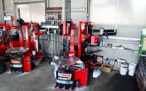 [26インチ対応]新型タイヤチェンジャーを導入しました[レバーレス]