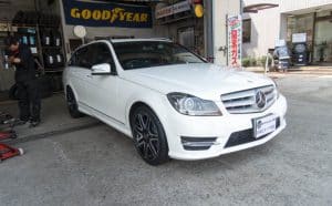 メルセデス・ベンツCクラスステーションワゴンにおすすめ！ミシュランパイロットスポーツ４を装着しました[(F)225/40ZR18(R)255/35ZR18]