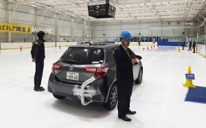 【氷をガッチリ掴む対決！】スタッドレス試乗比較レポ  ダンロップ・ブリジストン・ヨコハマタイヤ 2019年